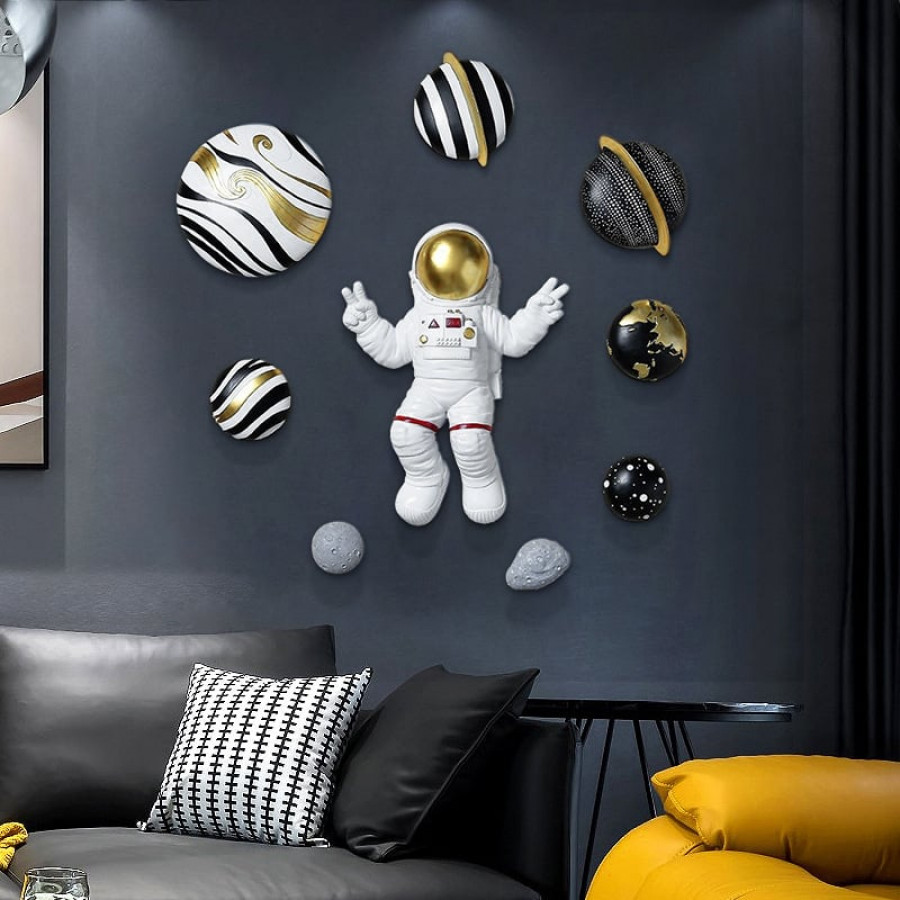 HMR - 9-Pieces Art Deco Astronaut Planet Wall Decor Hanging Resin Person Sculpture Statue Set