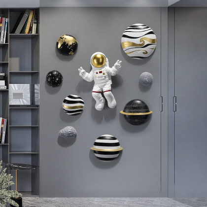HMR - 9-Pieces Art Deco Astronaut Planet Wall Decor Hanging Resin Person Sculpture Statue Set