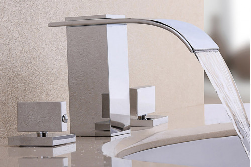 Homary™ 2-Handle Deck Mounted Waterfall Bathroom Sink Faucet - Milly Modern