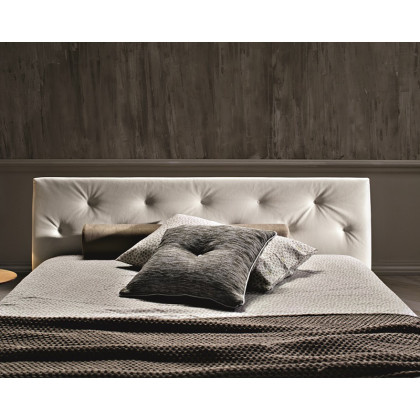 J&M Gap King Storage Bed - White