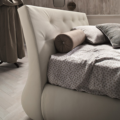 J&M Gap Queen Storage Bed - White