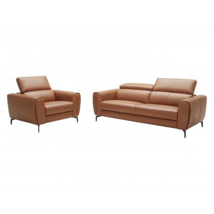 J&M Lorenzo Loveseat - Caramel