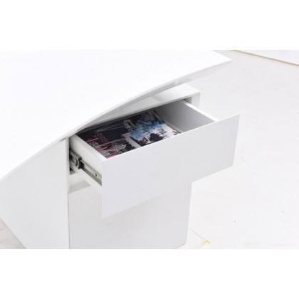 Image may differ from actual product color and configuration.