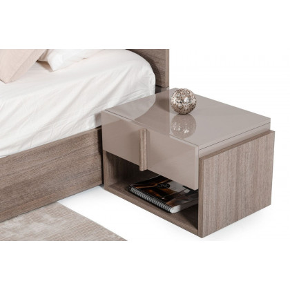 Image may differ from actual product color and configuration.
