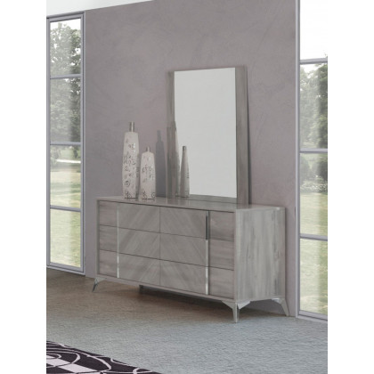 Image may differ from actual product color and configuration.