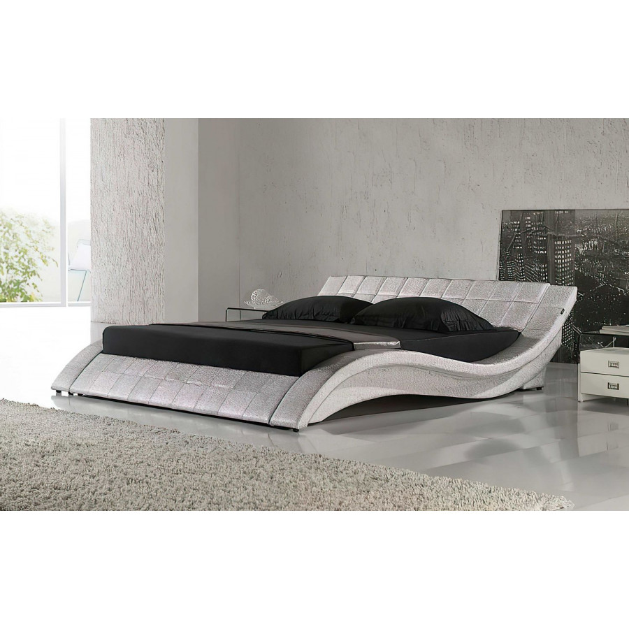 Jubilee Verdandi Curved Modern Queen Size Platform Bed - Silver, Bonded Leather