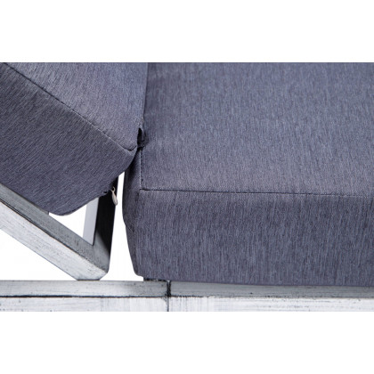 LeisureMod Chelsea Modern Outdoor Weathered Gray Chaise Lounge Chair with Side Table and Cushions - Blue