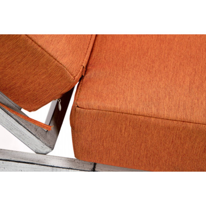 LeisureMod Chelsea Modern Outdoor Weathered Gray Chaise Lounge Chair with Side Table and Cushions - Orange
