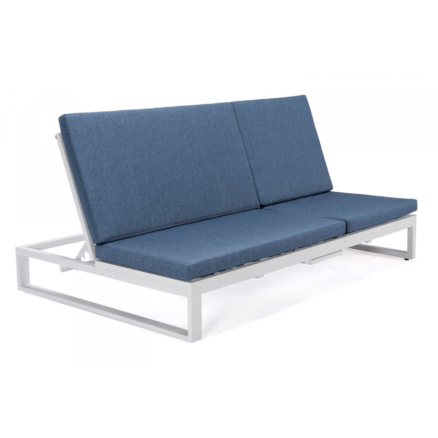 LeisureMod Chelsea Convertible Double Chaise Lounge Chair and Sofa with Cushions - Blue, White