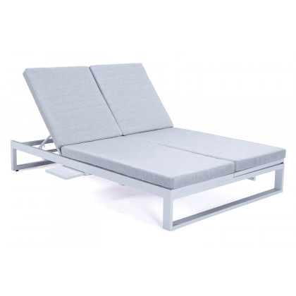 LeisureMod Chelsea Convertible Double Chaise Lounge Chair and Sofa with Cushions - Light Gray, White