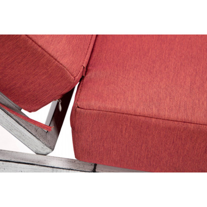 LeisureMod Chelsea Modern Outdoor Weathered Gray Chaise Lounge Chair with Cushions - Red