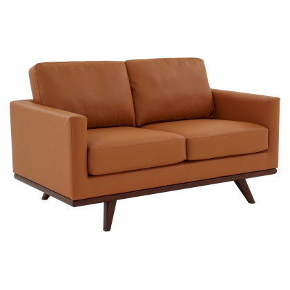LeisureMod - Chester Modern Leather Loveseat With Birch Wood Base