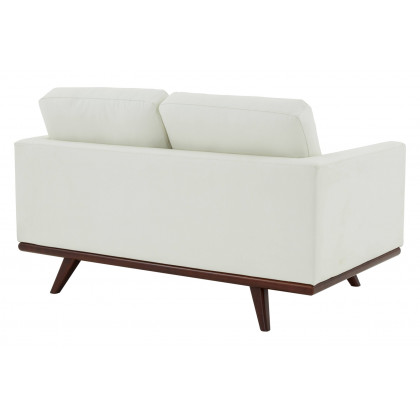 LeisureMod Chester Modern Leather Loveseat With Birch Wood Base - White