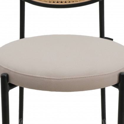 LeisureMod Euston Mid-Century Modern Wicker Bar Stool with Black Powder Coated Steel Frame and Footrest - Beige