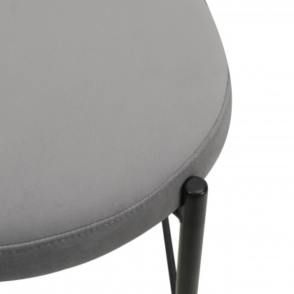 LeisureMod Euston Mid-Century Modern Wicker Bar Stool with Black Powder Coated Steel Frame and Footrest - Gray