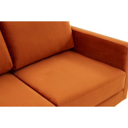 LeisureMod Lincoln Velvet Loveseat with Gold Frame - Orange/Marmalade