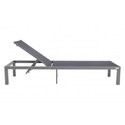 LeisureMod Marlin Modern Gray Aluminum Outdoor Patio Chaise Lounge Chair with Square Fire Pit Side Table - Black