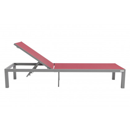 LeisureMod Marlin Modern Gray Aluminum Outdoor Patio Chaise Lounge Chair with Square Fire Pit Side Table - Burgundy