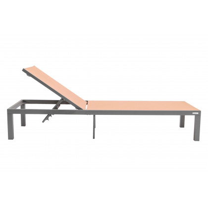 LeisureMod Marlin Modern Gray Aluminum Outdoor Patio Chaise Lounge Chair with Square Fire Pit Side Table - Light Brown