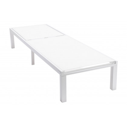 LeisureMod Marlin Modern White Aluminum Outdoor Patio Chaise Lounge Chair with Square Fire Pit Side Table - White