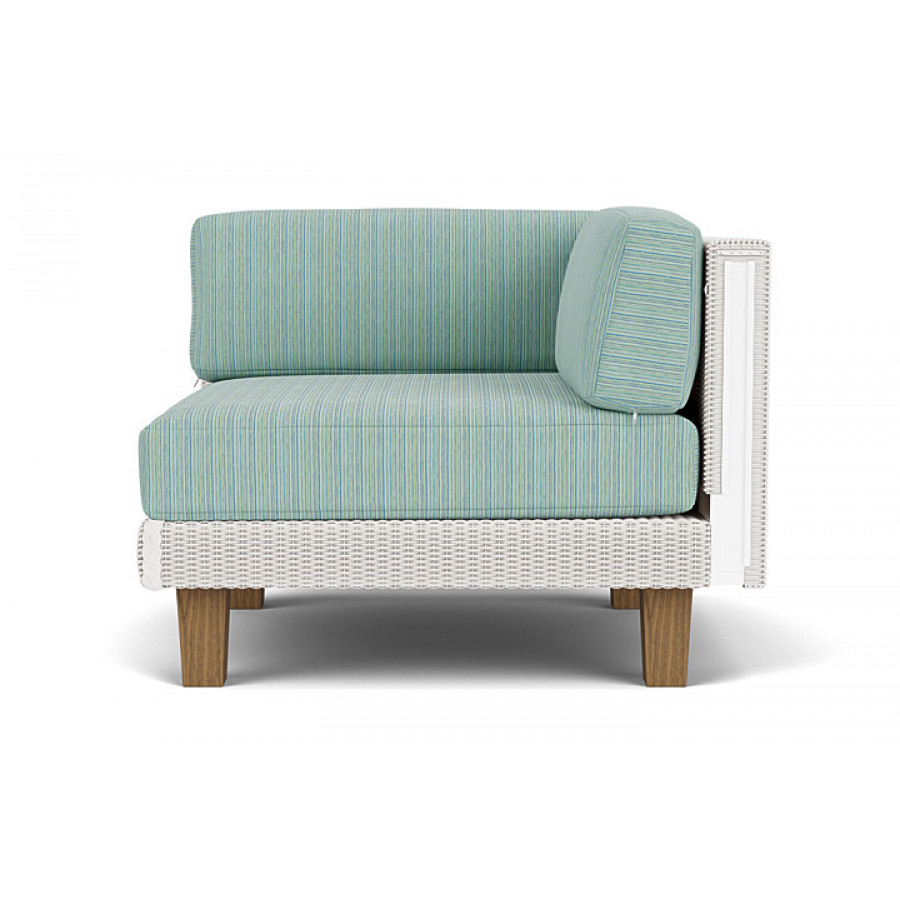 Lloyd Flanders™ Catalina Corner Sectional - White