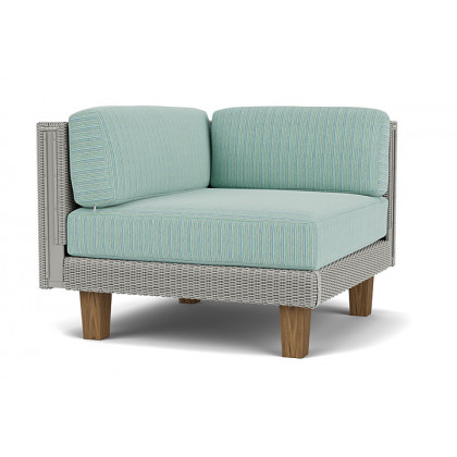 Lloyd Flanders™ Catalina Corner Sectional - Platinum