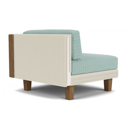 Lloyd Flanders™ Catalina Corner Sectional - Ivory