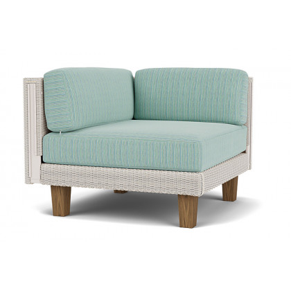 Lloyd Flanders™ Catalina Corner Sectional - Antique White