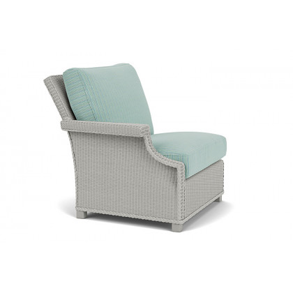 Lloyd Flanders™ Hamptons Right Arm Sectional - Platinum