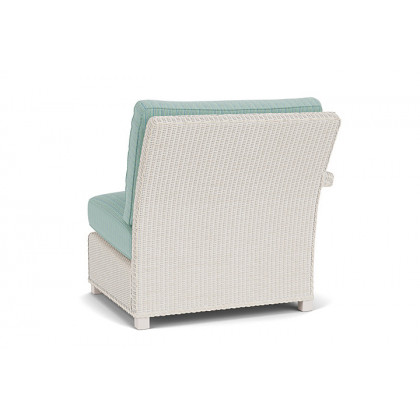 Lloyd Flanders™ Hamptons Right Arm Sectional - Antique White
