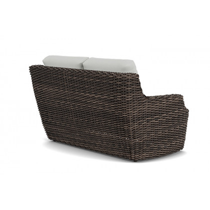 Lloyd Flanders - Largo Loveseat