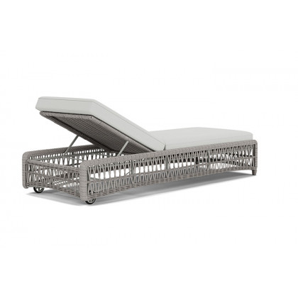 Lloyd Flanders™ Mackinac Chaise - Loveboat Mint