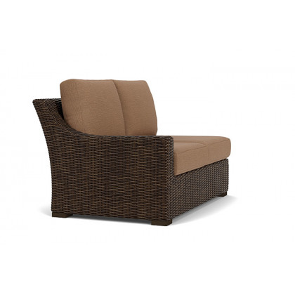 Lloyd Flanders - Mesa Right Arm Loveseat