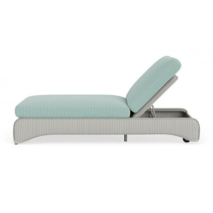 Lloyd Flanders™ Loom Chaise - Platinum