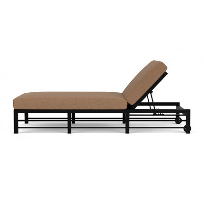 Lloyd Flanders™ Southport Chaise  - White, Canvas Natural