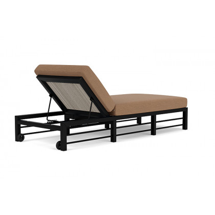 Lloyd Flanders™ Southport Chaise  - Linen, Canvas Natural