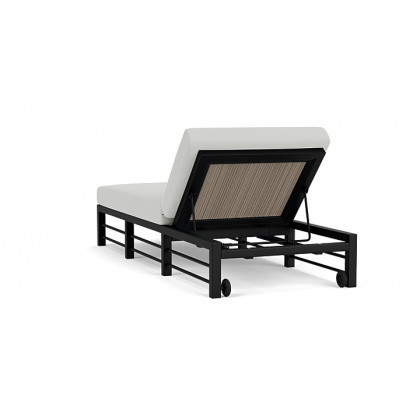 Lloyd Flanders™ Southport Chaise  - French Beige, Loveboat Mint