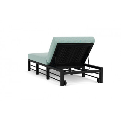 Lloyd Flanders™ Southport Chaise  - Ebony, Unearth Dew