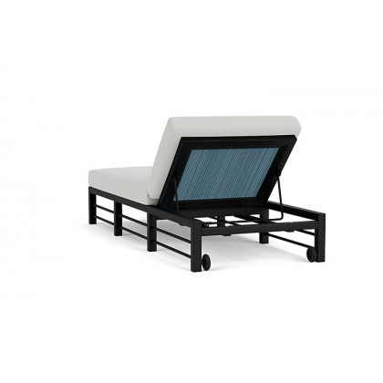 Lloyd Flanders™ Southport Chaise  - Stillwater, Loveboat Mint