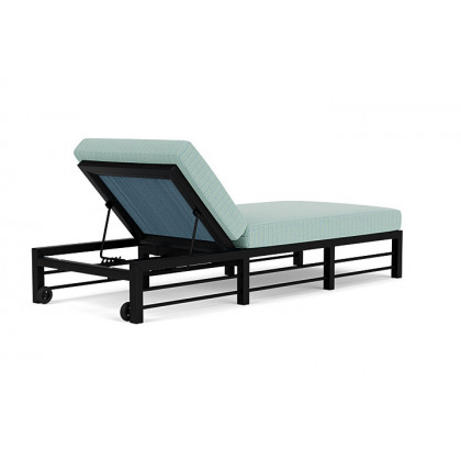 Lloyd Flanders™ Southport Chaise  - Stillwater, Unearth Dew