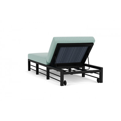 Lloyd Flanders™ Southport Chaise  - Denim Blue, Unearth Dew