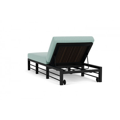 Lloyd Flanders™ Southport Chaise  - Mink, Unearth Dew