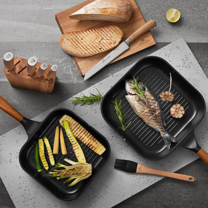 Maxima - Natur Non-Stick Grill Pan 11" in Black
