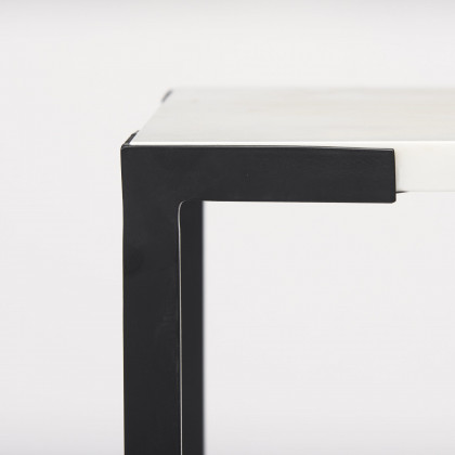 Mercana - Lucas Accent Table in Black, Metal