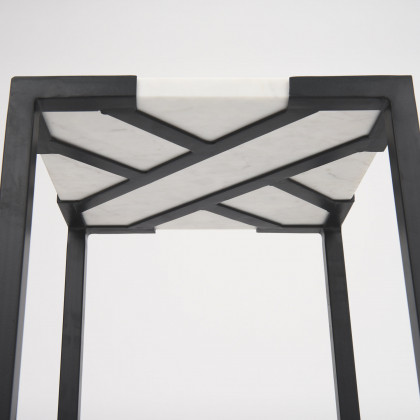 Mercana - Lucas Accent Table in Black, Metal