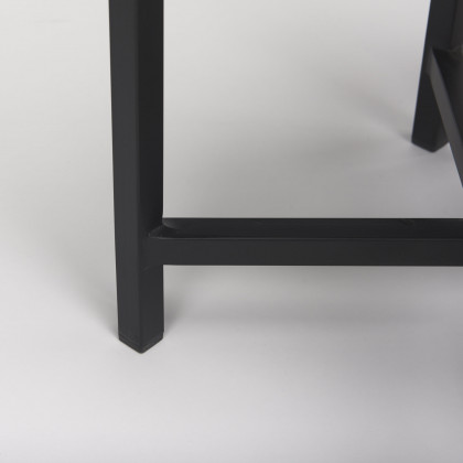 Mercana - Lucas Accent Table in Black, Metal