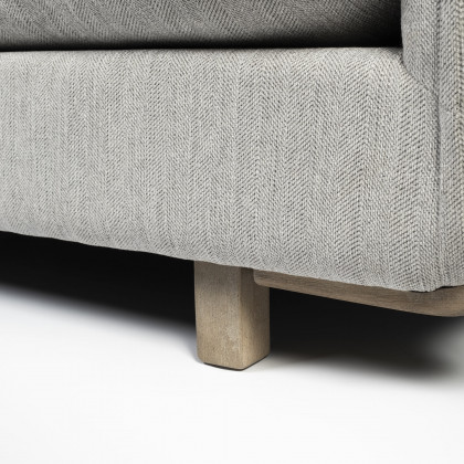 Mercana Roy Sofa - Frost Gray