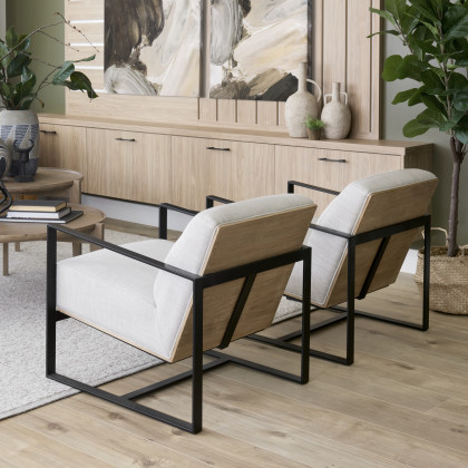 Mercana - Stamford Upholstered Accent Chair in Cream, Wood