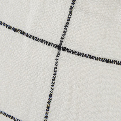 Mercana Suzanne Pillow - White/Black, 22x22