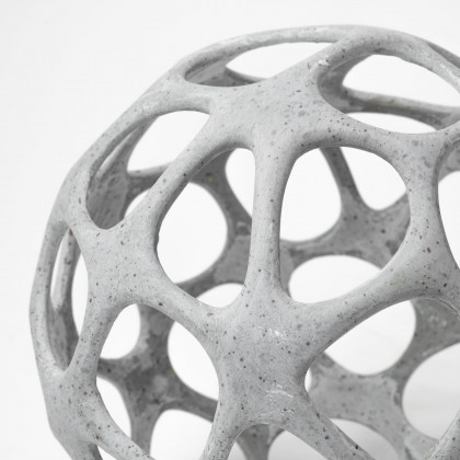 Mercana Spiro Large Object - White, Resin
